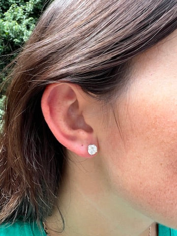 Round Lab Grown Diamond Stud Earrings